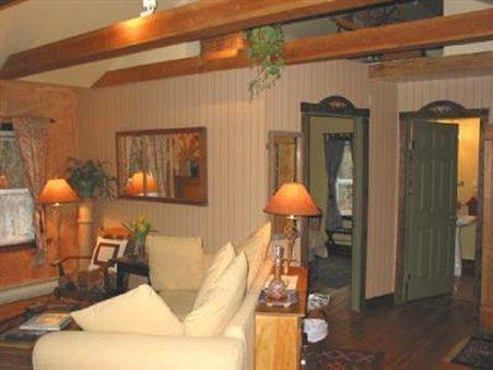 Markham House Hotel Sooke Room photo